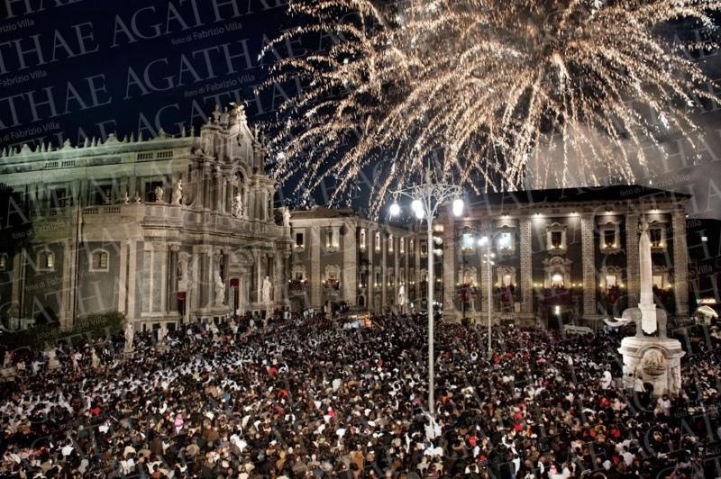 Exclusive House In The Center Apartment Catania Bagian luar foto