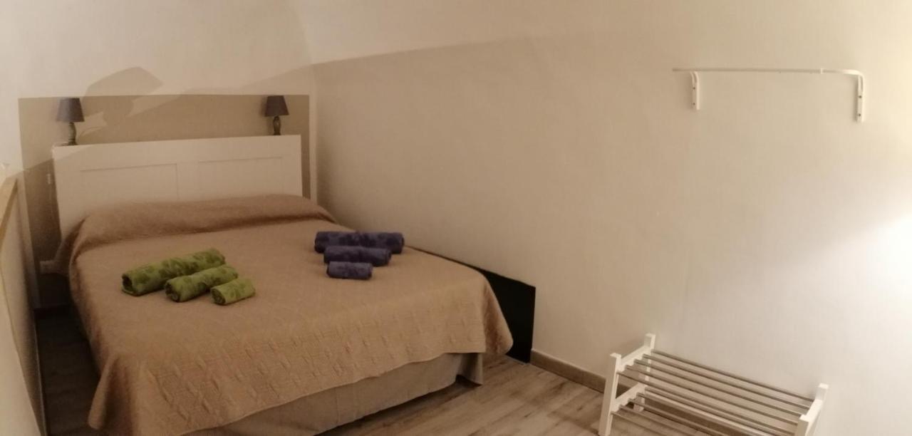 Exclusive House In The Center Apartment Catania Bagian luar foto