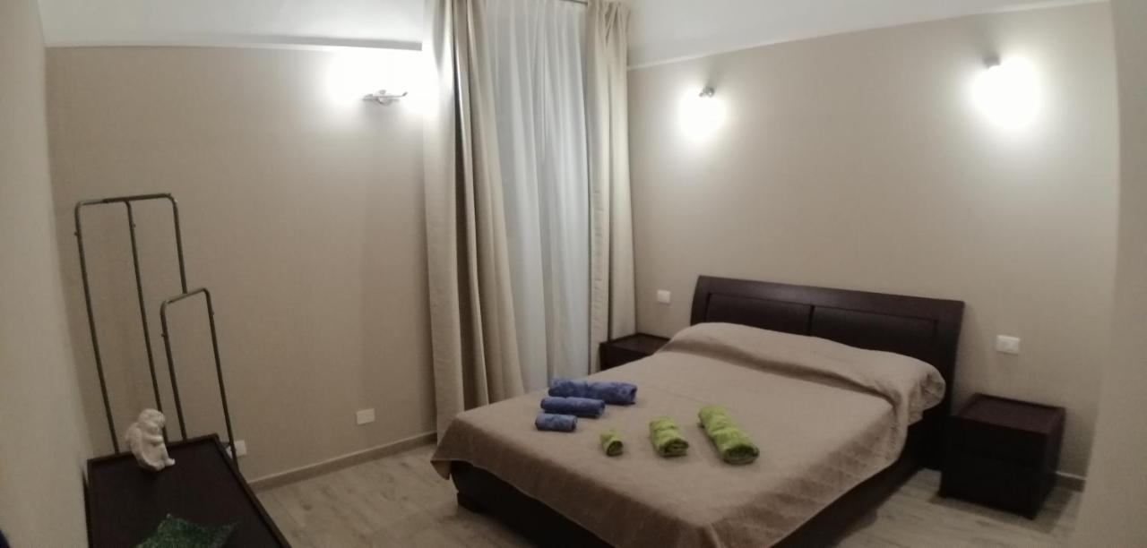 Exclusive House In The Center Apartment Catania Bagian luar foto