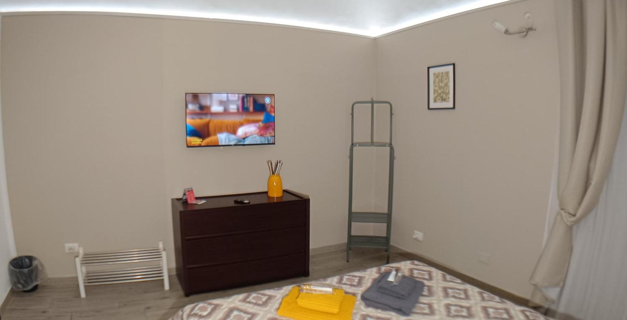 Exclusive House In The Center Apartment Catania Bagian luar foto