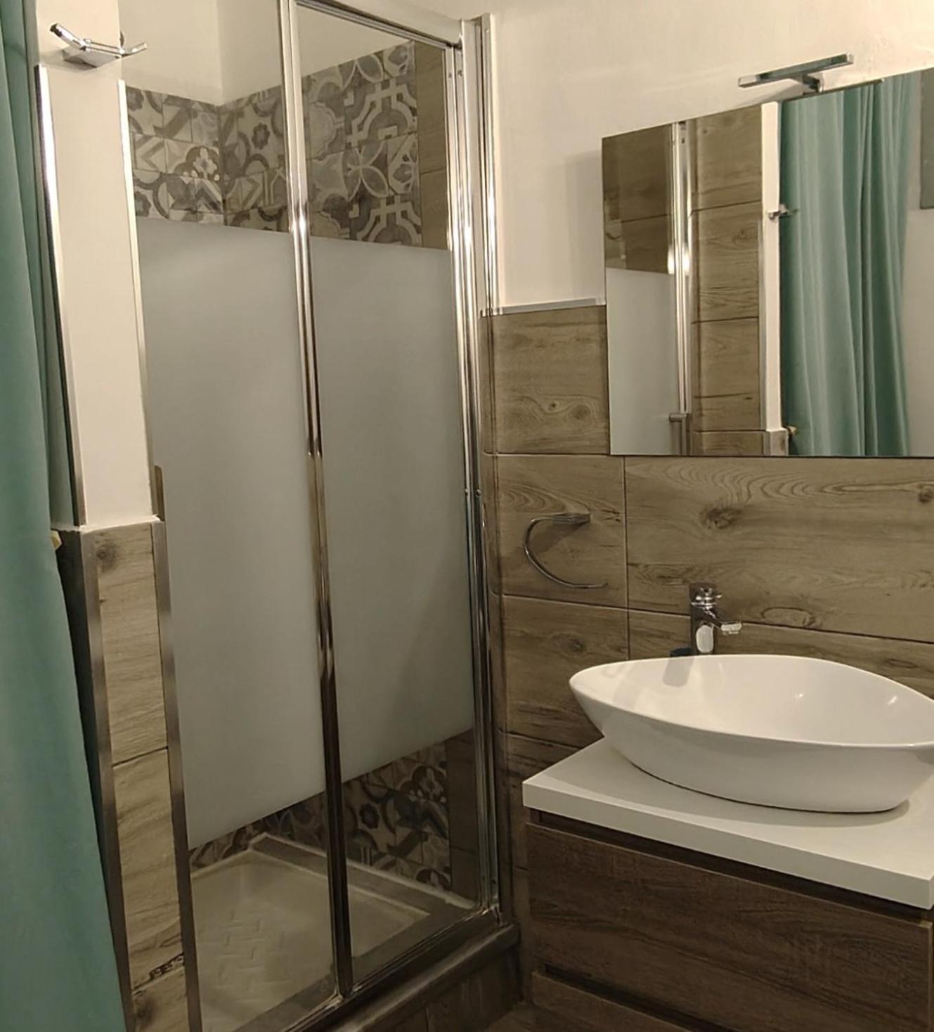 Exclusive House In The Center Apartment Catania Bagian luar foto
